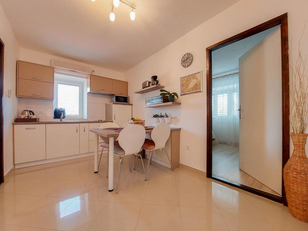 Apartment Marino Čižići Eksteriør billede